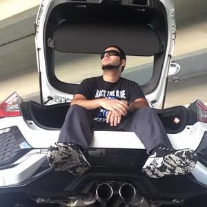 Meet your Posher, Chris